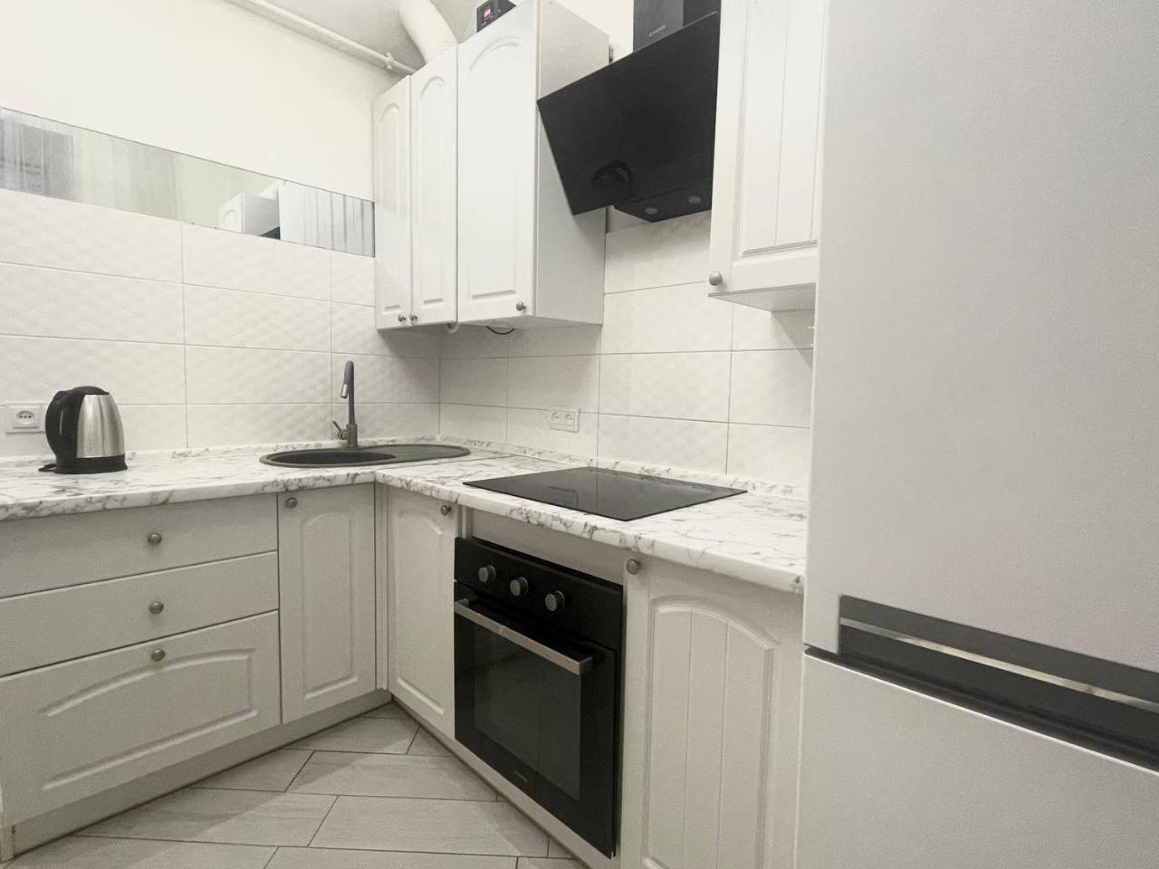 Куліша 15, Апартаменти В Центрі,Тц Форум,Оперний Lviv Exteriör bild